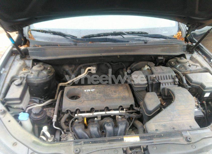 Photo 10 of 2012 Hyundai Santa FE GLS (VIN 5XYZG3AB7CG111227)