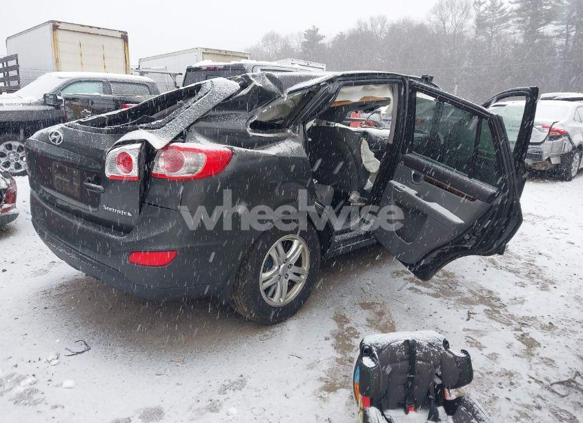 Photo 4 of 2011 Hyundai Santa FE GLS (VIN 5XYZG3AB8BG083159)