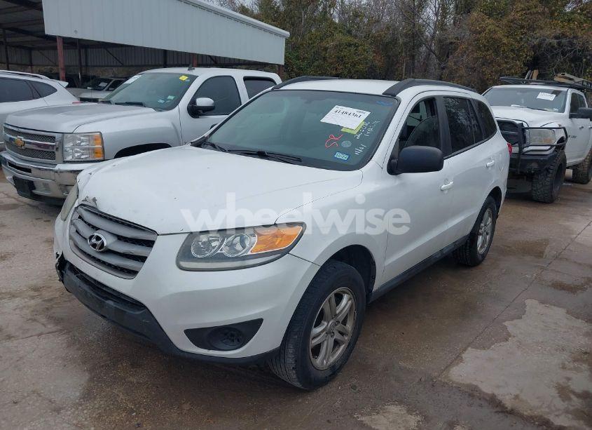 Photo 2 of 2012 Hyundai Santa FE GLS (VIN 5XYZG3AB9CG142236)