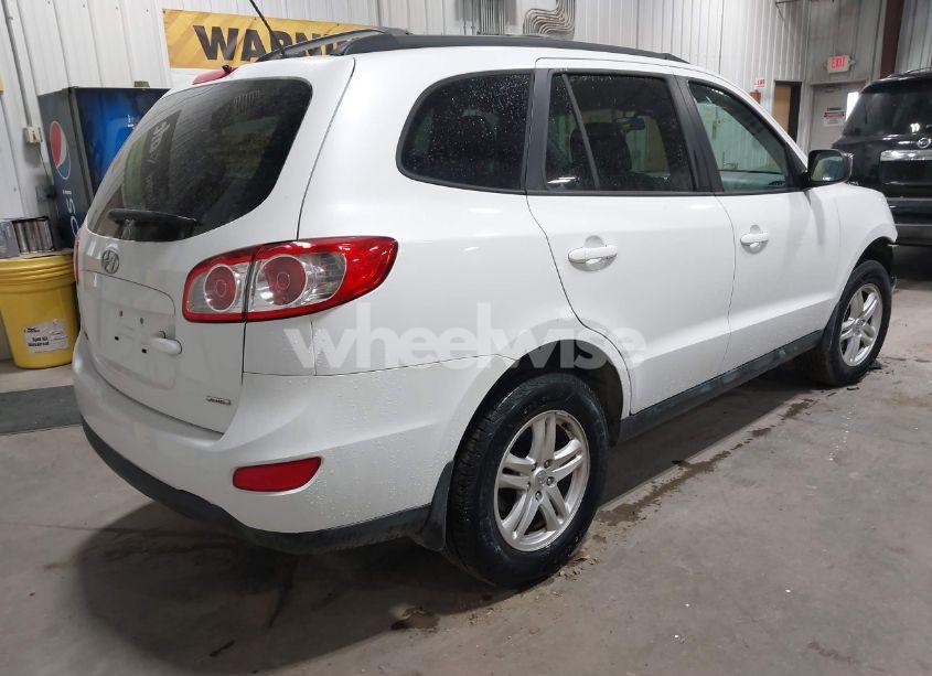 Photo 4 of 2012 Hyundai Santa FE GLS (VIN 5XYZGDAB0CG152093)