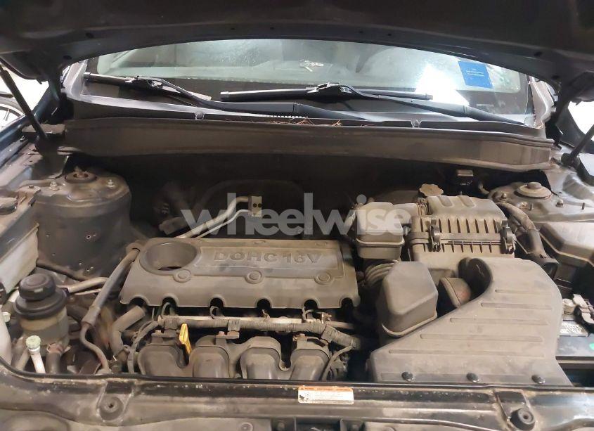 Photo 10 of 2011 Hyundai Santa FE GLS (VIN 5XYZGDAB1BG022810)