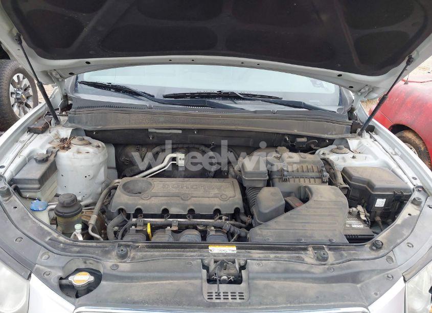 Photo 10 of 2011 Hyundai Santa FE GLS (VIN 5XYZGDAB2BG028339)