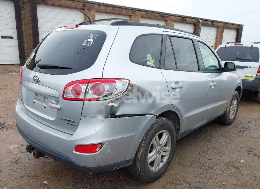 Photo 4 of 2011 Hyundai Santa FE GLS (VIN 5XYZGDAB2BG028339)