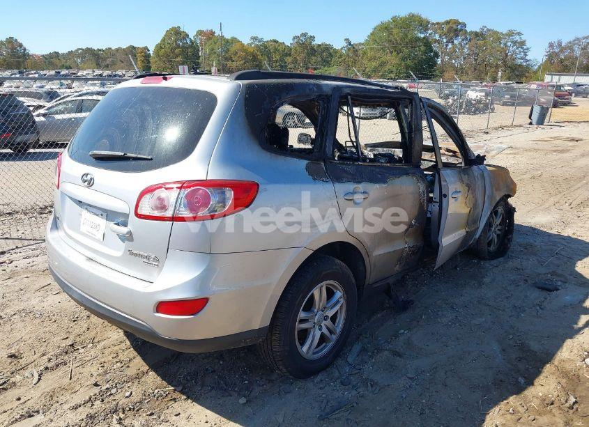 Photo 4 of 2011 Hyundai Santa FE GLS (VIN 5XYZGDAB4BG033770)