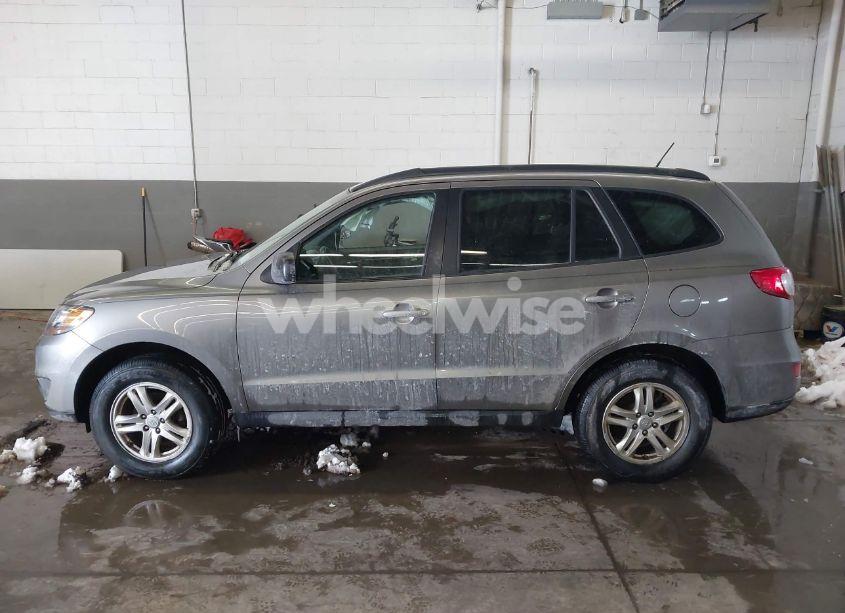 Photo 14 of 2011 Hyundai Santa FE GLS (VIN 5XYZGDAB6BG022253)