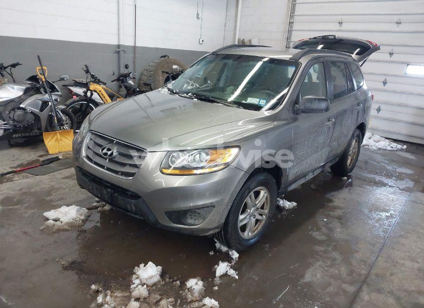 Photo 2 of 2011 Hyundai Santa FE GLS (VIN 5XYZGDAB6BG022253)