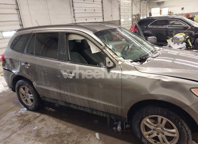 Photo 6 of 2011 Hyundai Santa FE GLS (VIN 5XYZGDAB6BG022253)