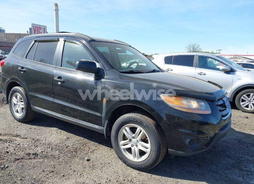 2011 Hyundai Santa FE GLS (VIN 5XYZGDAB9BG002952) main photo