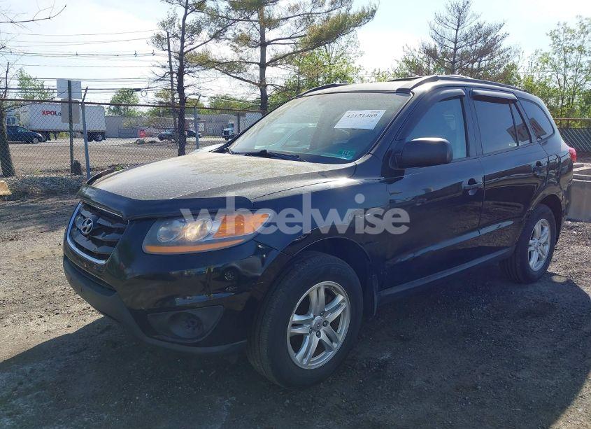 Photo 2 of 2011 Hyundai Santa FE GLS (VIN 5XYZGDAB9BG002952)