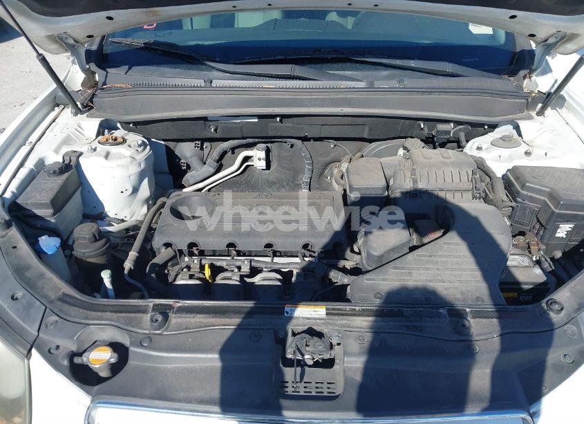 Photo 10 of 2011 Hyundai Santa FE GLS (VIN 5XYZGDAB9BG005740)