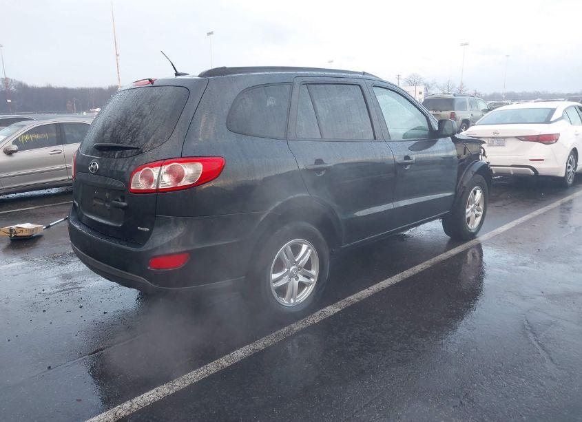 Photo 4 of 2012 Hyundai Santa FE GLS (VIN 5XYZGDAB9CG145045)