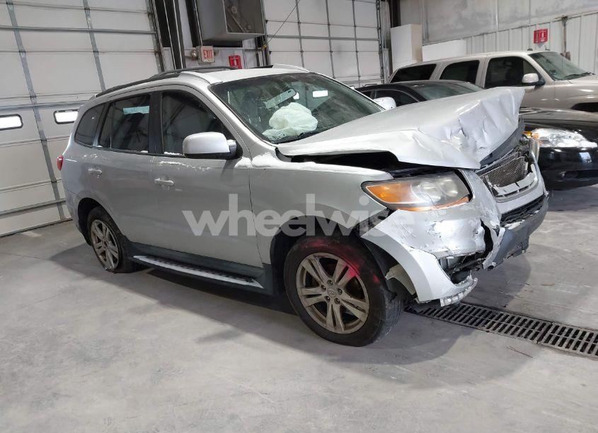 2011 Hyundai Santa FE SE (VIN 5XYZH4AG0BG045360) main photo
