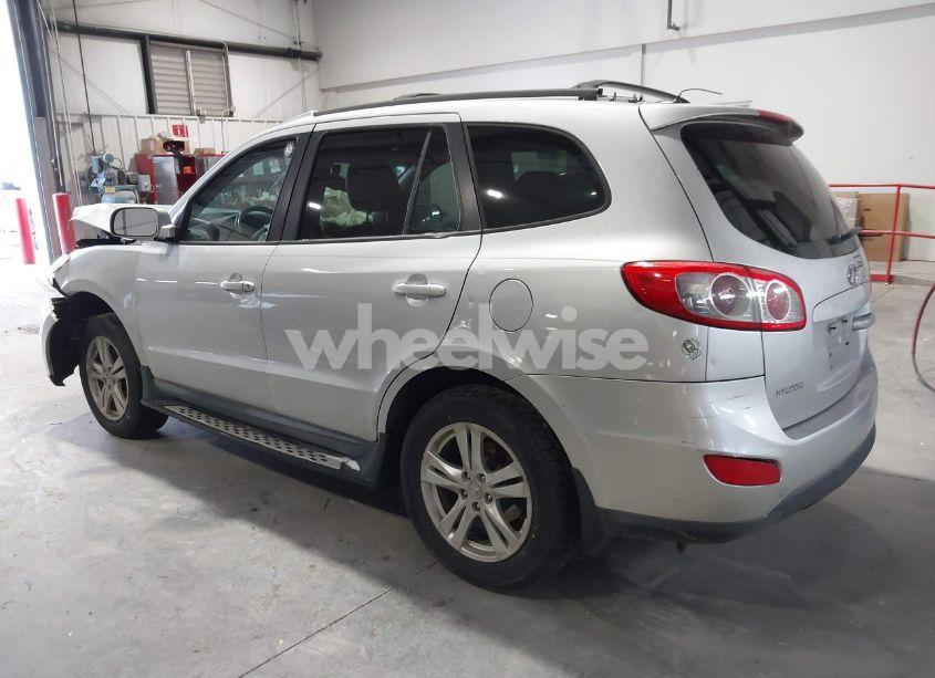 Photo 3 of 2011 Hyundai Santa FE SE (VIN 5XYZH4AG0BG045360)