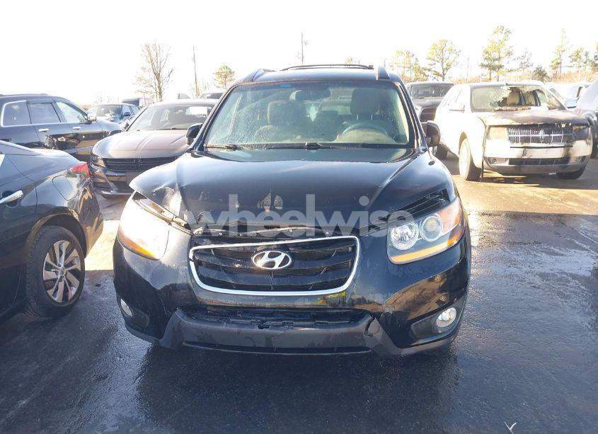 Photo 12 of 2011 Hyundai Santa FE SE (VIN 5XYZH4AG1BG053421)
