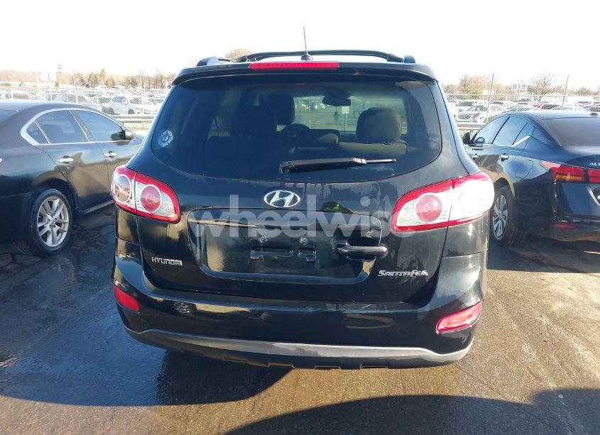 Photo 16 of 2011 Hyundai Santa FE SE (VIN 5XYZH4AG1BG053421)