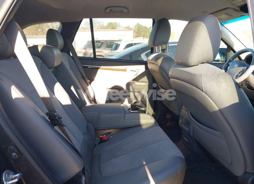 Photo 8 of 2011 Hyundai Santa FE SE (VIN 5XYZH4AG1BG053421)