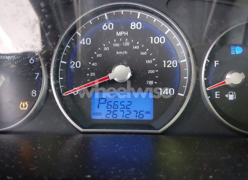 Photo 16 of 2011 Hyundai Santa FE SE (VIN 5XYZH4AG2BG020301)