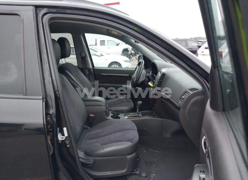 Photo 5 of 2011 Hyundai Santa FE SE (VIN 5XYZH4AG2BG020301)