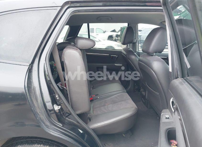 Photo 8 of 2011 Hyundai Santa FE SE (VIN 5XYZH4AG2BG020301)