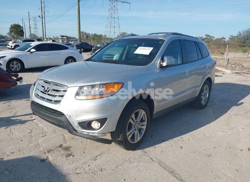Photo 2 of 2011 Hyundai Santa FE SE (VIN 5XYZH4AG4BG059813)