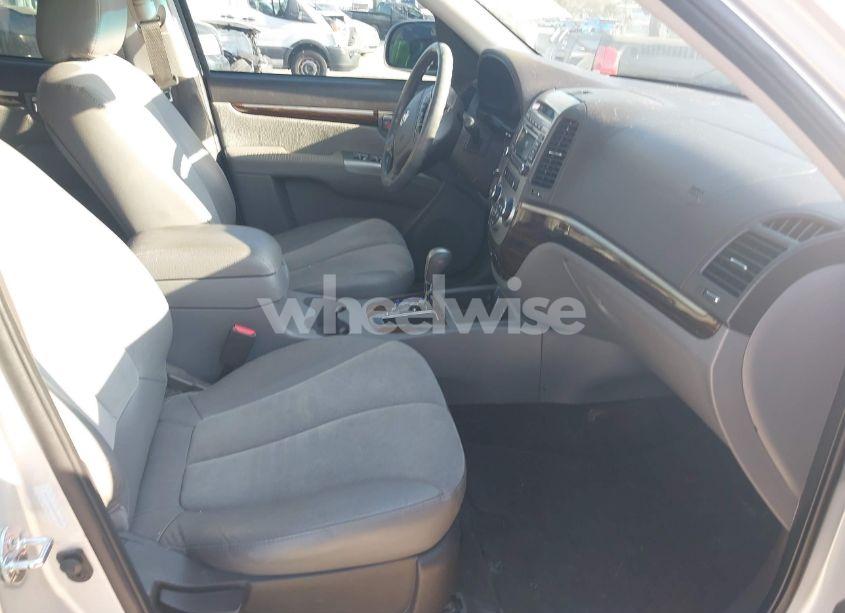 Photo 5 of 2011 Hyundai Santa FE SE (VIN 5XYZH4AG4BG059813)