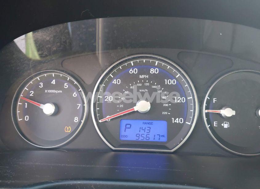 Photo 7 of 2011 Hyundai Santa FE SE (VIN 5XYZH4AG4BG059813)