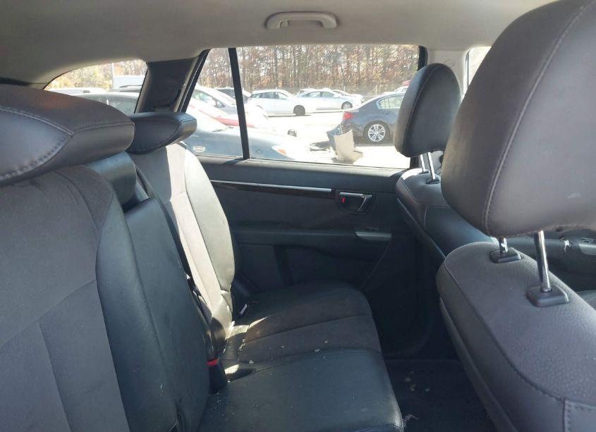 Photo 8 of 2011 Hyundai Santa FE SE (VIN 5XYZH4AG5BG076202)
