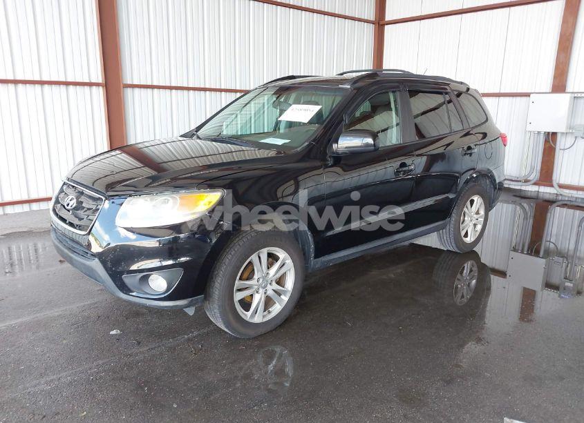 Photo 2 of 2011 Hyundai Santa FE SE (VIN 5XYZH4AG6BG026795)