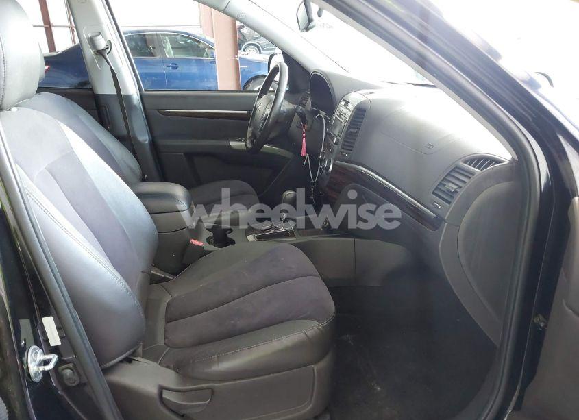 Photo 5 of 2011 Hyundai Santa FE SE (VIN 5XYZH4AG6BG026795)