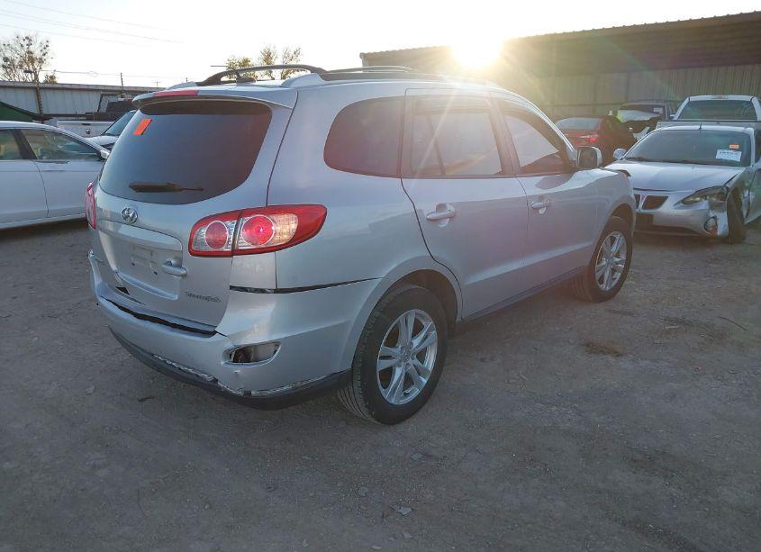 Photo 4 of 2011 Hyundai Santa FE SE (VIN 5XYZH4AG8BG062519)