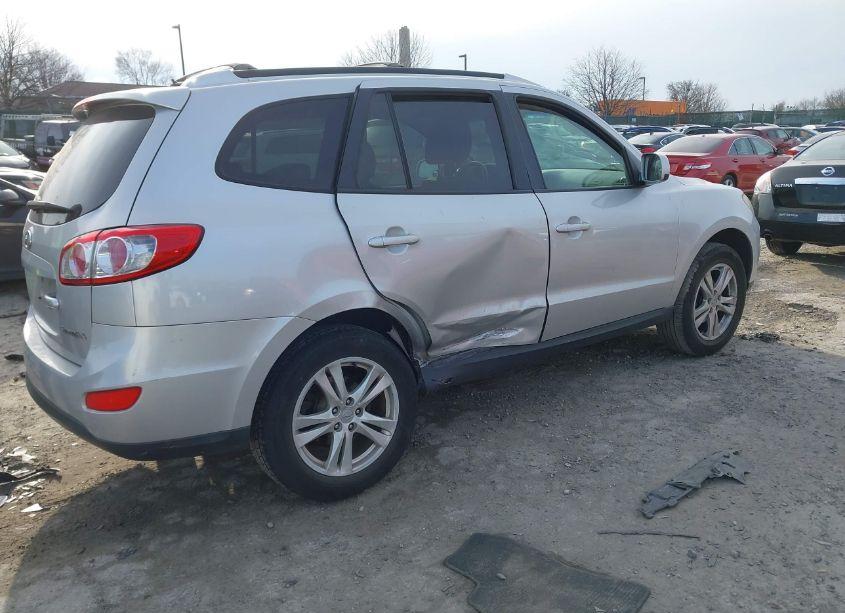 Photo 4 of 2011 Hyundai Santa FE SE (VIN 5XYZH4AG9BG086568)