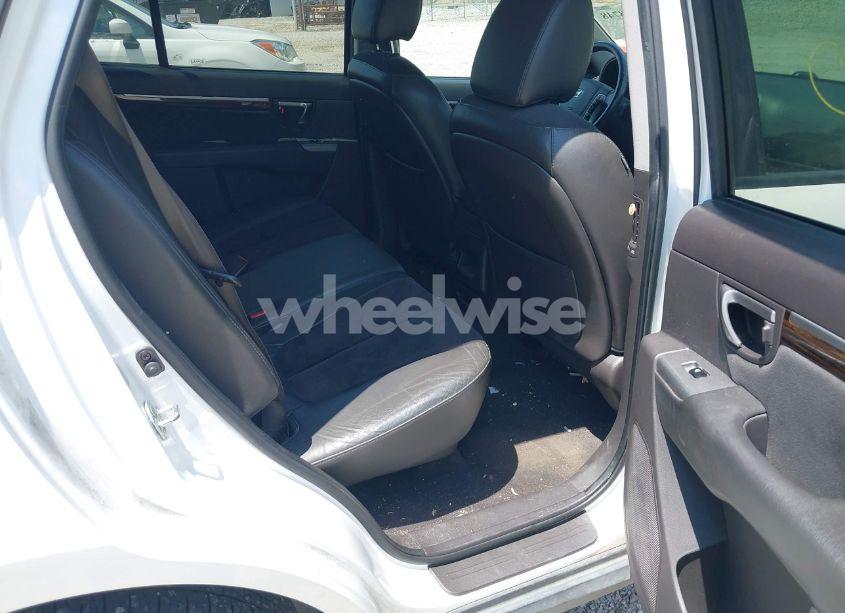 Photo 8 of 2011 Hyundai Santa FE SE (VIN 5XYZHDAG0BG029644)