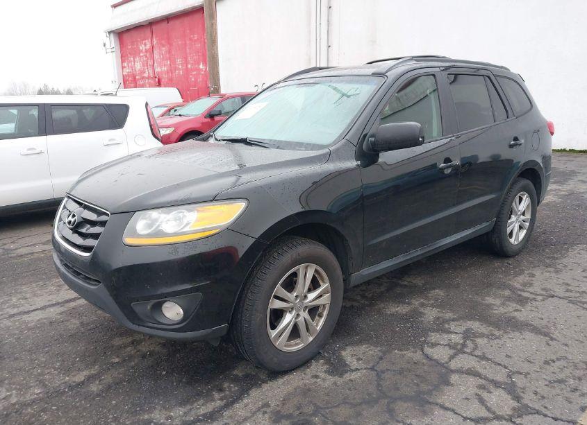 Photo 2 of 2011 Hyundai Santa FE SE (VIN 5XYZHDAG0BG049716)