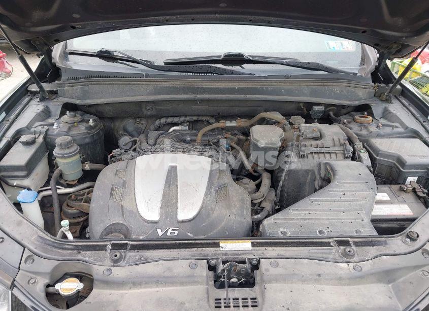 Photo 10 of 2011 Hyundai Santa FE SE (VIN 5XYZHDAG3BG087392)