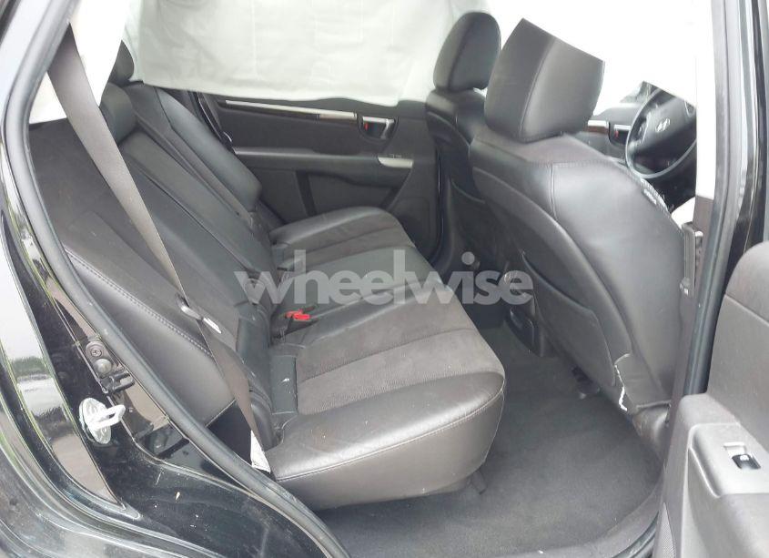 Photo 8 of 2011 Hyundai Santa FE SE (VIN 5XYZHDAG3BG087392)