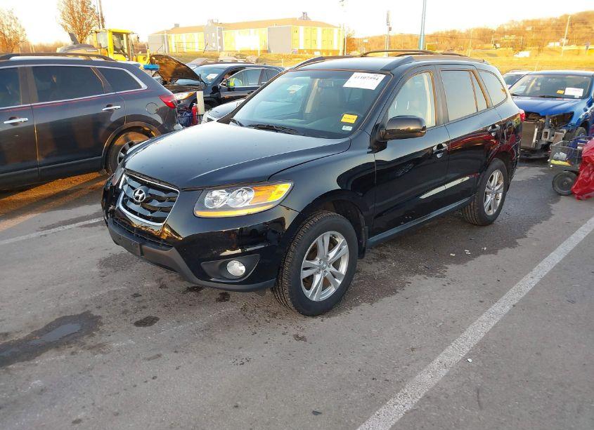 Photo 2 of 2011 Hyundai Santa FE SE (VIN 5XYZHDAG4BG029713)