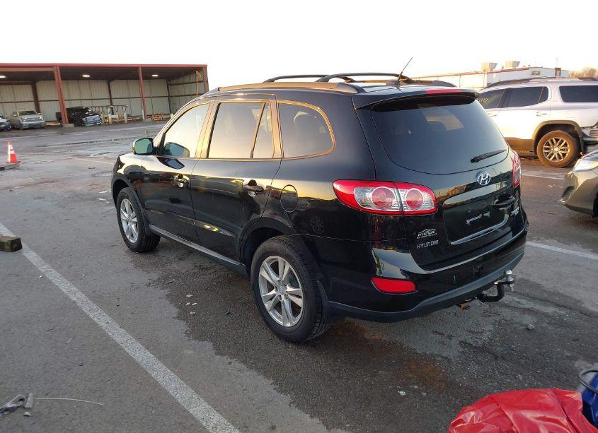 Photo 3 of 2011 Hyundai Santa FE SE (VIN 5XYZHDAG4BG029713)