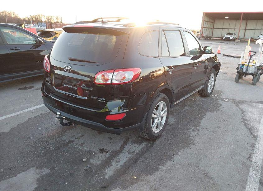 Photo 4 of 2011 Hyundai Santa FE SE (VIN 5XYZHDAG4BG029713)