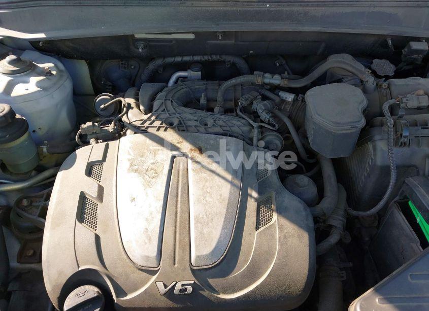 Photo 10 of 2011 Hyundai Santa FE SE (VIN 5XYZHDAG4BG038783)