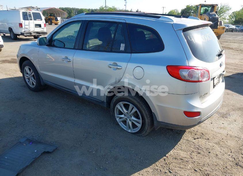 Photo 3 of 2011 Hyundai Santa FE SE (VIN 5XYZHDAG4BG038783)