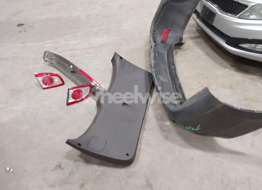 Photo 12 of 2011 Hyundai Santa FE SE (VIN 5XYZHDAG5BG090777)