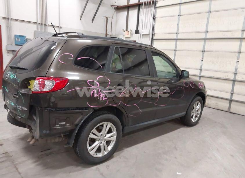 Photo 4 of 2011 Hyundai Santa FE SE (VIN 5XYZHDAG5BG090777)