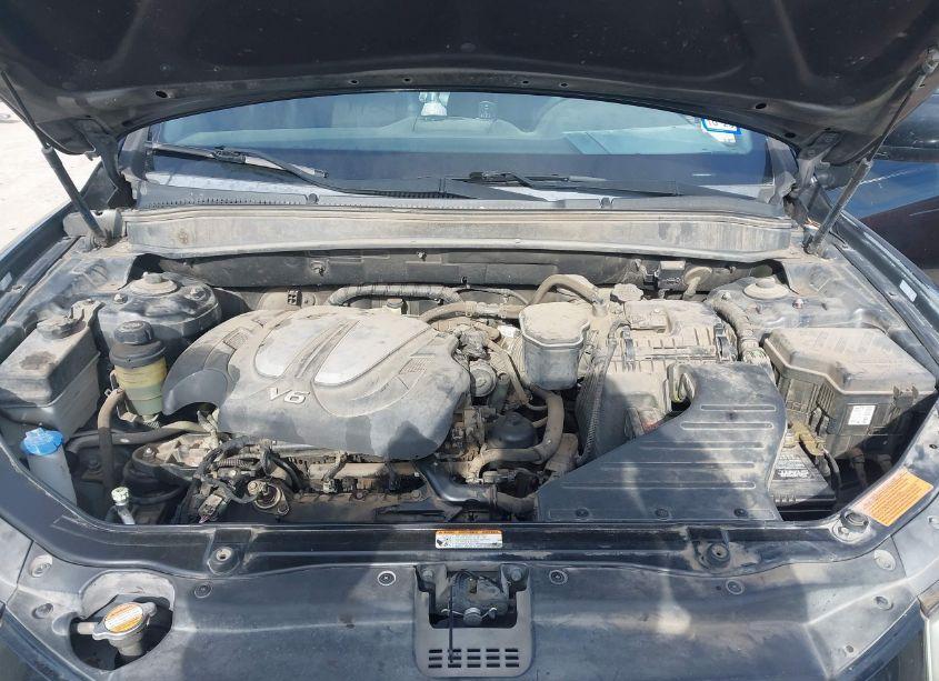 Photo 10 of 2011 Hyundai Santa FE SE (VIN 5XYZHDAG6BG059683)