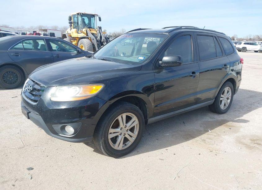 Photo 2 of 2011 Hyundai Santa FE SE (VIN 5XYZHDAG6BG059683)