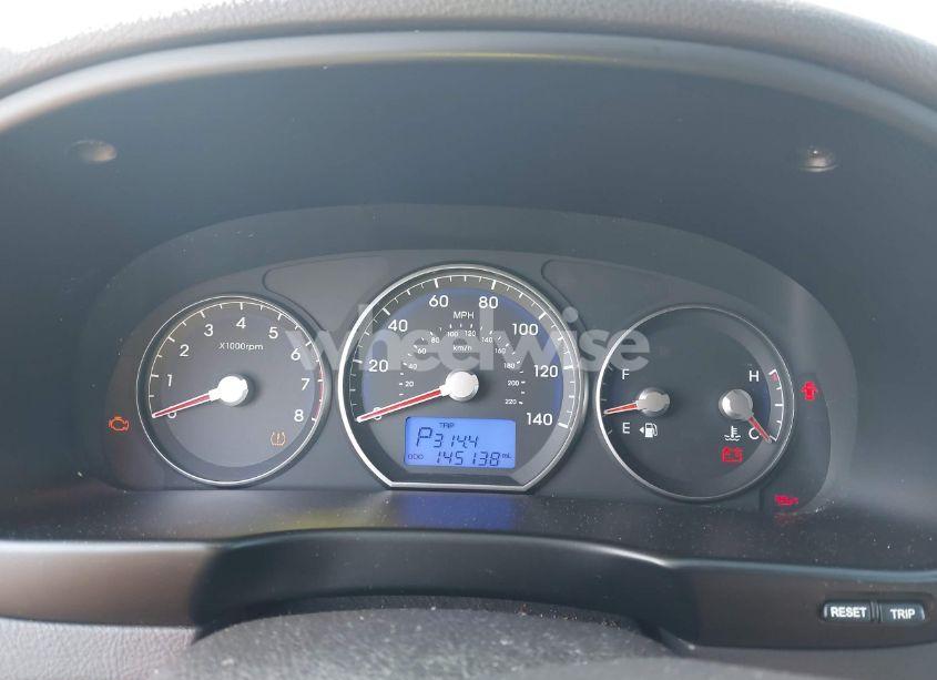 Photo 7 of 2011 Hyundai Santa FE SE (VIN 5XYZHDAG7BG050877)