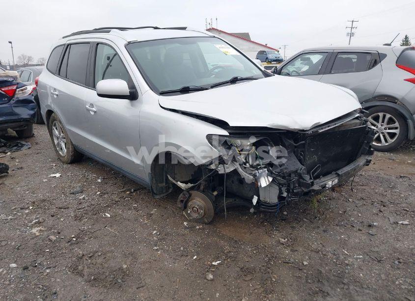 2011 Hyundai Santa FE SE (VIN 5XYZHDAG7BG062396) main photo