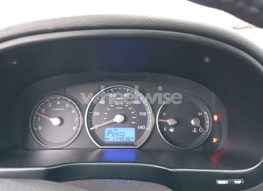 Photo 7 of 2011 Hyundai Santa FE SE (VIN 5XYZHDAG7BG062396)