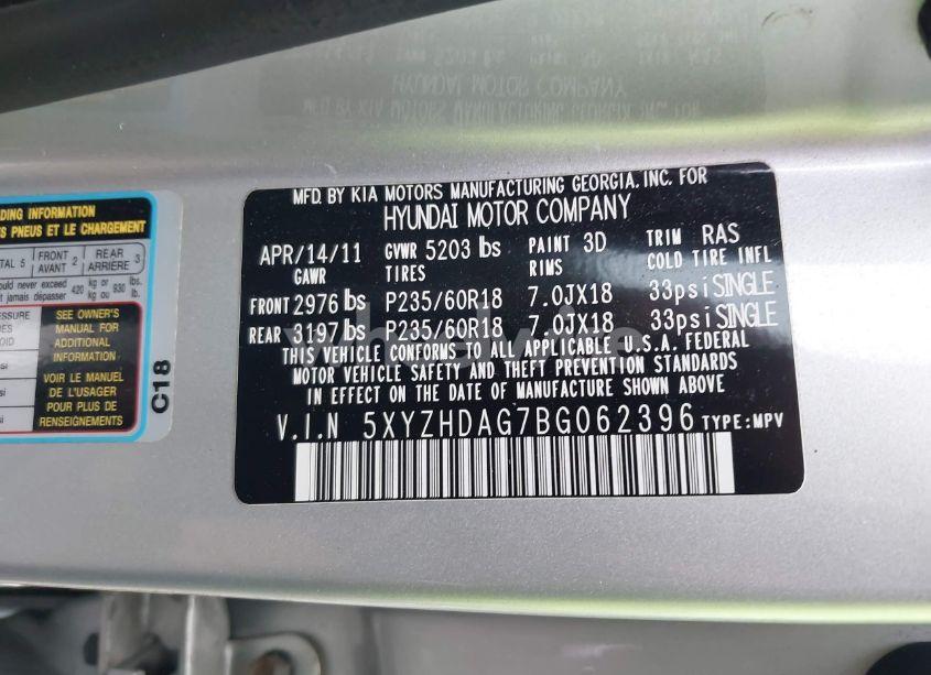 Photo 9 of 2011 Hyundai Santa FE SE (VIN 5XYZHDAG7BG062396)