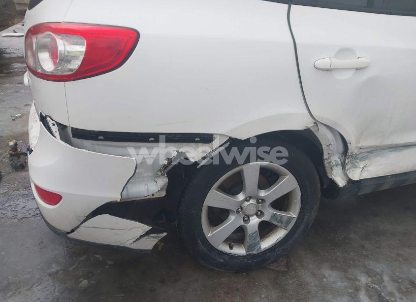 Photo 6 of 2011 Hyundai Santa FE SE (VIN 5XYZHDAGXBG008896)