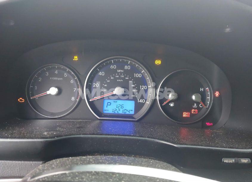 Photo 7 of 2011 Hyundai Santa FE SE (VIN 5XYZHDAGXBG008896)